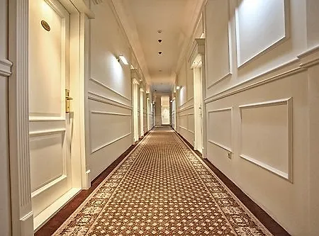 Готель Air City 3*